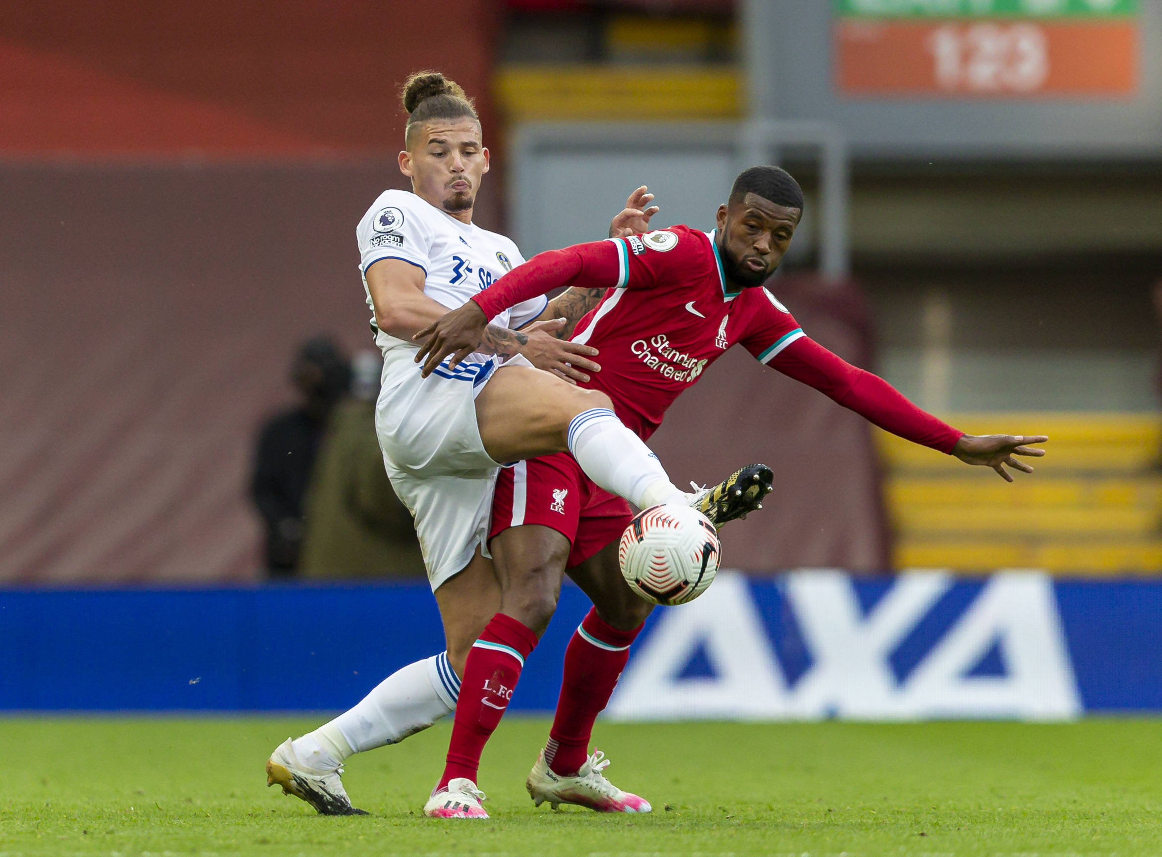 更折射出管 更折射出管